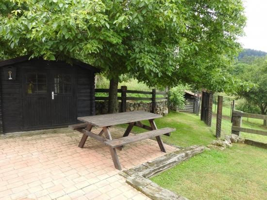 POSADA CON MUCHO ENCANTO EN CABUÉRNIGA.- - CANTABRIA