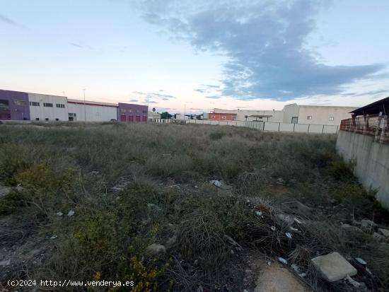 Terreno Industrial  en La Unión - MURCIA