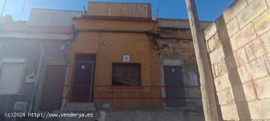  OPORTUNIDAD, SE VENDE CASA EN SANTA LUCIA. - MURCIA 