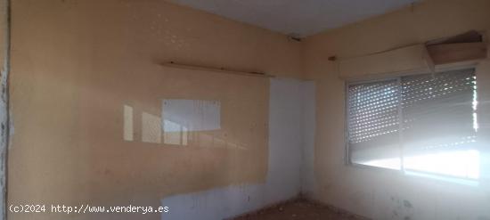 OPORTUNIDAD, SE VENDE CASA EN SANTA LUCIA. - MURCIA