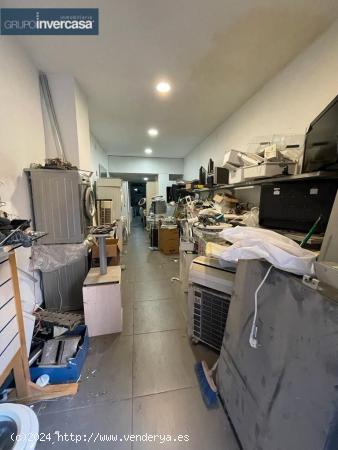 Local comercial de 60 m2 situado en zona Primero de Mayo de Quart de Poblet - VALENCIA