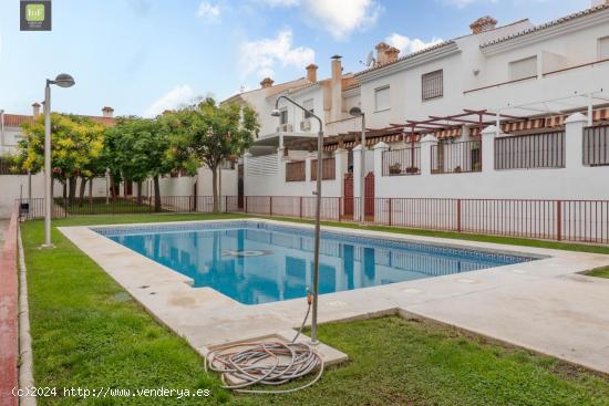 UNIFAMILIAR  RESIDENCIAL CON PISCINA LLANOS DE ARMILLA - GRANADA