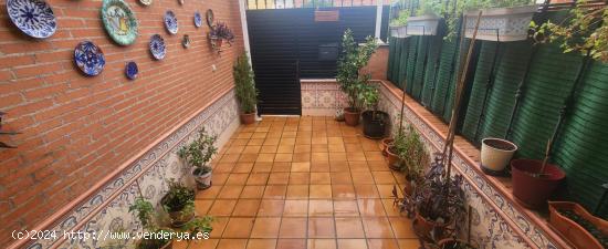 AOC VENDE CHALET ADOSADO EN NUMEB¡NCIA DE LA SAGRA 3HAB,2 BAÑOS ,1 ASEO Y GARAJE - TOLEDO