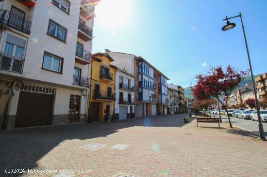 VIVIENDA EN EL CENTRO DE ALSASUA-NAVARRA - NAVARRA