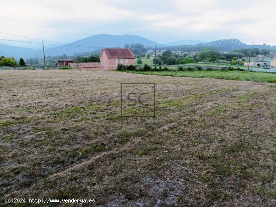  Terreno edificable en Os Vicás - A CORUÑA 