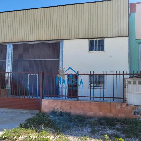 INMOBILIARIA LA MANCHA VENDE NAVE INDUSTRIAL EN POLIGONO INSDUSTRIAL ROMICA - ALBACETE