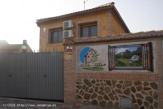  Chalet en Cobisa en venta – Casa rural de 4 estrellas con piscina y licencia turística - TOLEDO 