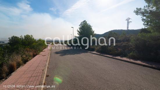  Terreno en exclusiva urbanizado en Llaurí - VALENCIA 