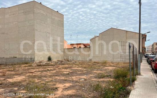 Solar ideal para invertir en la Pobla de Vallbona - VALENCIA