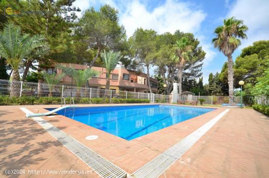 Extraordinaria VILLA en Los Balcones - Torrevieja - ALICANTE