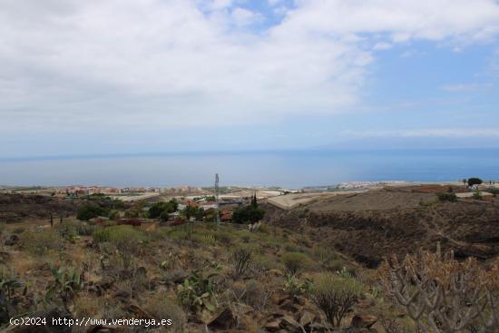 Venta de Terreno Rústico de 1000m² con Vista al Mar y a 330 msnm - SANTA CRUZ DE TENERIFE