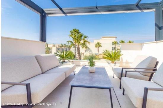 VILLA DE LIJO DE 4 DORMITORIOS 3 BAÑOS, PISCINA EN PUNTA PRIMA EN ORIHUELA COSTA (ALICANTE) - ALICA