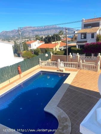 ESPECTACULAR CHALET EN ALFAZ DEL PI ( ALICANTE ) - ALICANTE