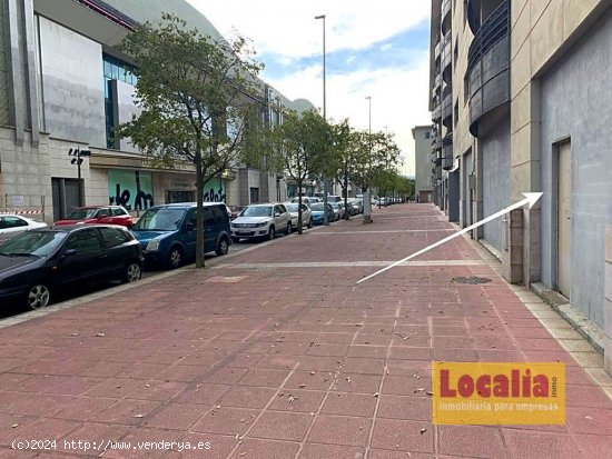 Local comercial en bruto junto a El Corte Inglés