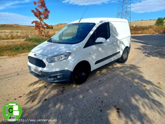  FORD Transit Courier en venta en Daganzo de Arriba (Madrid) - Daganzo de Arriba 