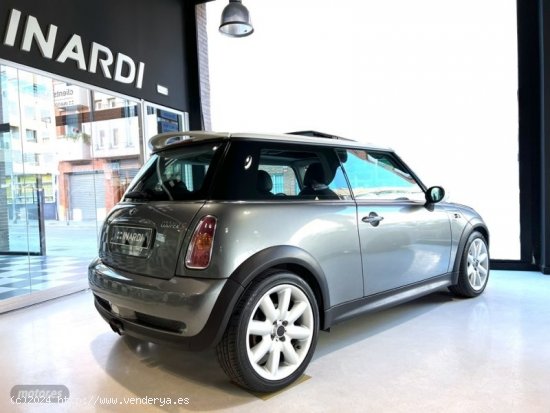 Mini Cooper S John  Works 163 cv Gasolina de 2002 con 174.900 Km por 6.800 EUR. en Barcelona