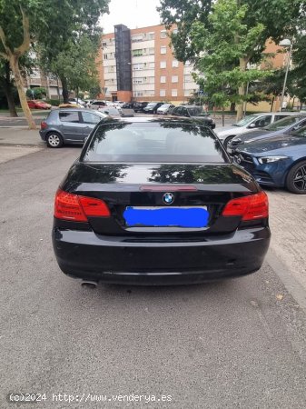 BMW Serie 3 320d cabrio de 2013 con 106.000 Km por 19.000 EUR. en Madrid