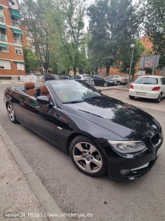 BMW Serie 3 320d cabrio de 2013 con 106.000 Km por 19.000 EUR. en Madrid