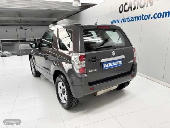 Suzuki Grand Vitara 1.6L JX City 4X4 de 2011 con 34.000 Km por 14.700 EUR. en Guipuzcoa