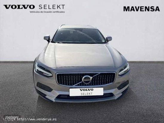 Volvo V 90 Core, B4 AWD Mild hybrid, Diesel de 2024 con 7 Km por 59.900 EUR. en Badajoz