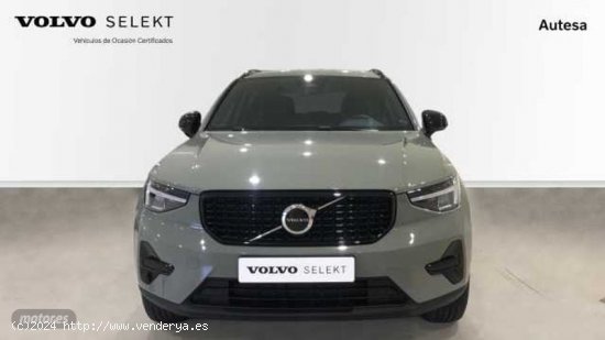 Volvo XC40 Plus, B3 Mild hybrid, Gasolina, Dark de 2024 con 6 Km por 41.500 EUR. en Pontevedra