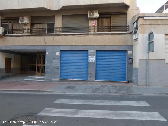 LOCAL EN EL CENTRO-PLAYA DE LEVANTE DE SANTA POLA - ALICANTE