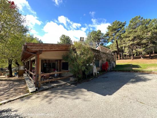 Edificacion de 400m2 con restaurante y parking para 100 vehiculos en terreno rustico de 2 hectáreas