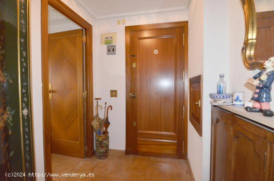 Urbis te ofrece un piso en venta en zona San Juan, Salamanca. - SALAMANCA