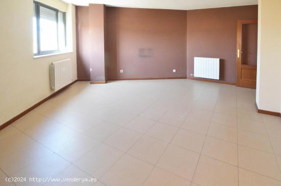 Urbis te ofrece un piso en venta en zona Vistahermosa, Salamanca. - SALAMANCA