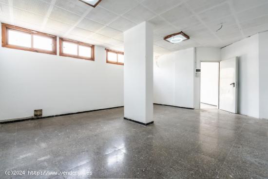  ALMACEN COMERCIAL DE 35 M2 EN LOS CRISTIANOS, EDIF ACHACAY - SANTA CRUZ DE TENERIFE 