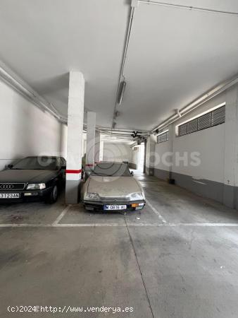  PLAZA DE PARKING PARA COCHE EN CALLE PERE BENAVENT MIGJORN DE REUS - TARRAGONA 