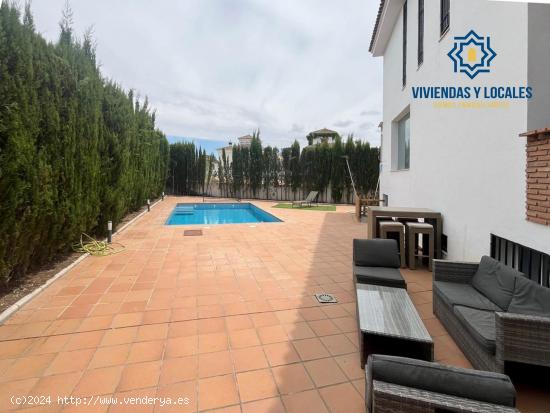 Preciosa casa en Llanos de Silva con piscina y amplio patio. - GRANADA