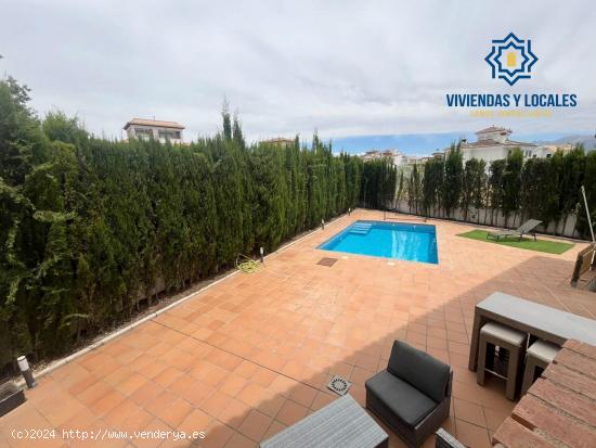 Preciosa casa en Llanos de Silva con piscina y amplio patio. - GRANADA