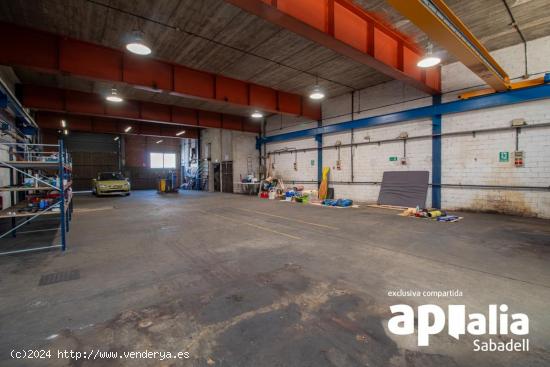 NAVE DE 3 PLANTAS, EN BARBERÀ DEL VALLÈS - BARCELONA