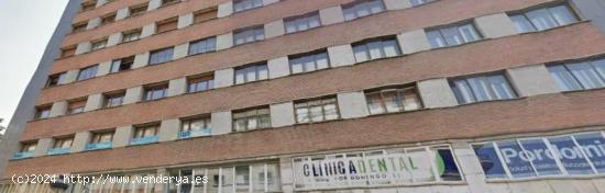  En el centro financiero de Burgos, oficina comercial a la venta y/o alquiler - BURGOS 