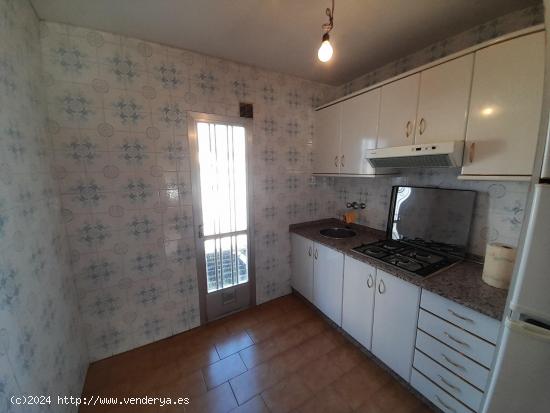 **OPORTUNIDAD**  SE VENDE CASA CON FINCA EN DEHESAS - LEON