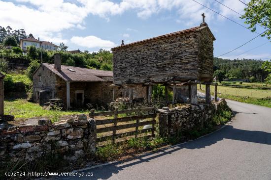 Venta casa de pueblo en entorno rústico - A CORUÑA