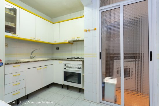 Piso en venta  en Hospitalet de Llobregat, l - Barcelona