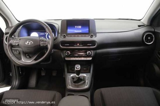 Hyundai Kona 1.0 TGDI Maxx 4x2 de 2023 con 22.260 Km por 18.900 EUR. en Madrid