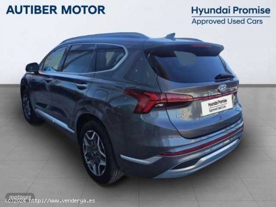 Hyundai Santa Fe Santa Fe 1.6TGDI PHEV Style 7pl 4WD 6AT de 2024 con 6.000 Km por 52.900 EUR. en Val