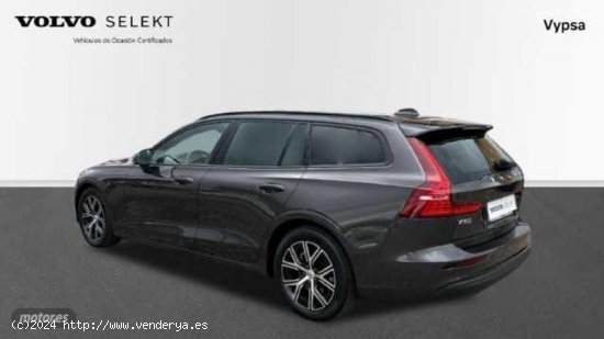 Volvo V 60 V60 Essential, B4 (diesel), Diesel de 2023 con 36.696 Km por 38.500 EUR. en Cordoba