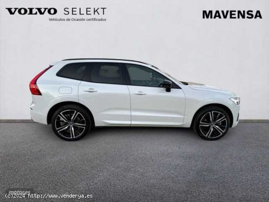 Volvo XC 60 XC60 B4 (D4) AWD R-Design Automatico de 2019 con 111.688 Km por 39.800 EUR. en Badajoz