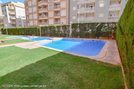 Precioso apartamento con piscina a solo 250m de la playa de Los Locos - ALICANTE