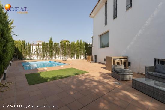 Preciosa casa en Llanos de Silva con piscina y amplio patio. - GRANADA