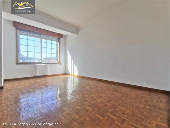 SE VENDE PISO A REFORMAR EN EL CENTRO DE LA CIUDAD. REF. 6904 - ORENSE