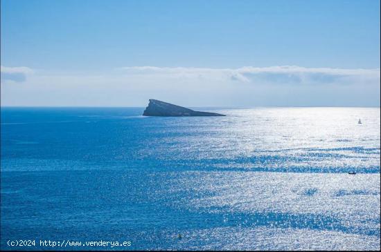  APARTAMENTO DE LUJO CON VISTAS AL MAR - ALICANTE 