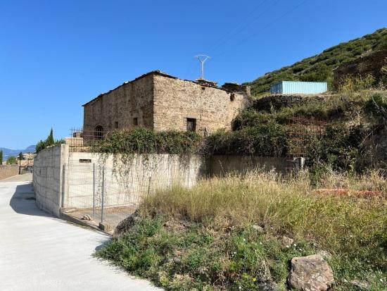 VENTA DE SUELO URBANO EN ARRES - HUESCA