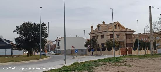 FINCA RUSTICA JUNTO CENTRO DE SALUD DE MARACENA - GRANADA