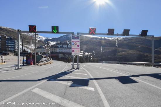  ¡Garaje en Sierra Nevada, la mejor inversión para tu coche!  20 m. de superficie. - GRANADA 