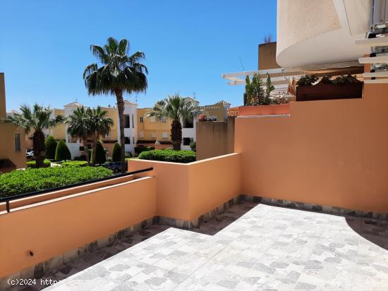  Apartamento de 2 habitaciones y terraza en zona naturista, Vera Playa - ALMERIA 